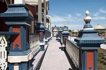Szálloda Portaventura Lucy's Mansion - Includes Unlimited Access & Express Wristband To Portaventura Park & Ferrari Land 5*