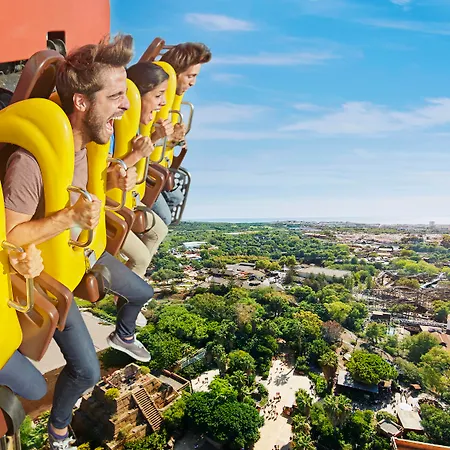 Portaventura Lucy's Mansion: Unlimited Park Access & Express Passes Hotel 5*