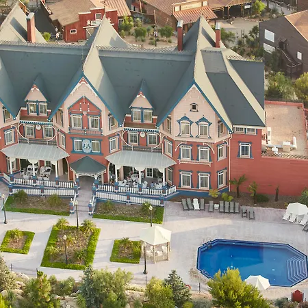 Portaventura Lucy's Mansion: Unlimited Park Access & Express Passes 5* Salou