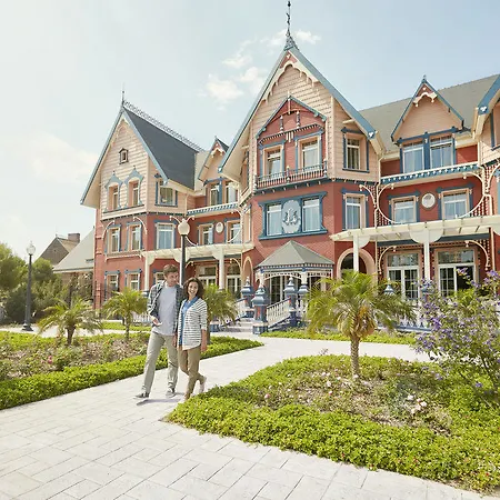 Portaventura Lucy's Mansion: Unlimited Park Access & Express Passes 5*